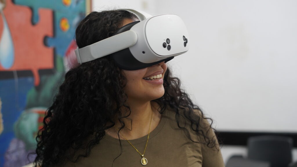estudiante educacion virtual realidad aumentada