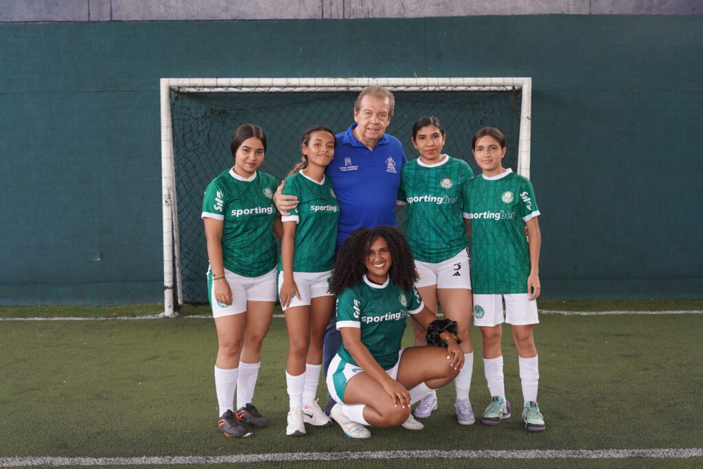 Equipo campeón femenino del torneo de fútbol CBN